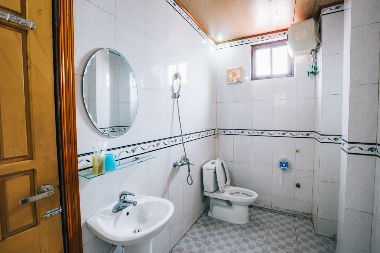 Khách sạn Thành Loan Hoang Nga Esterno foto