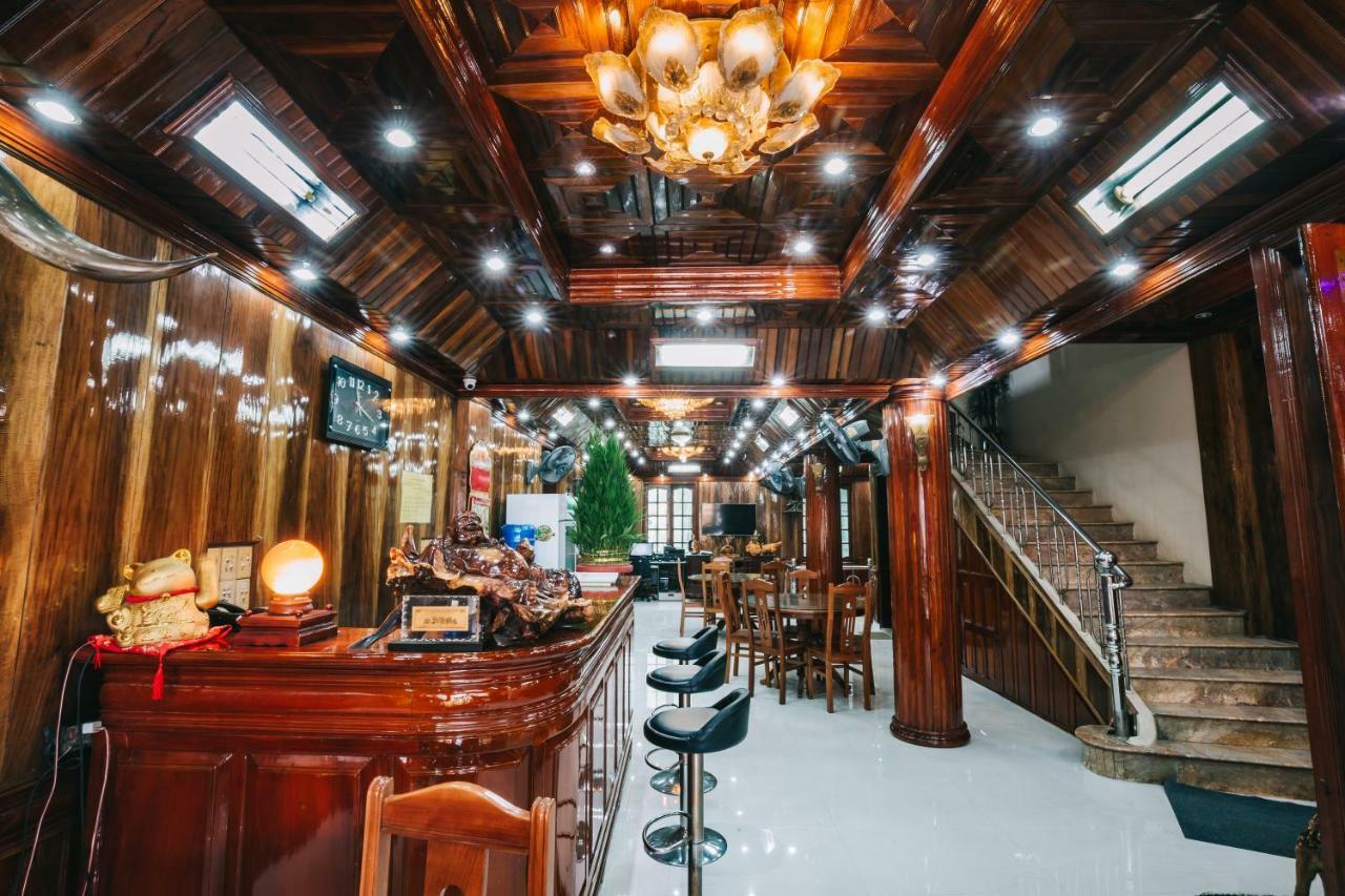 Khách sạn Thành Loan Hoang Nga Esterno foto