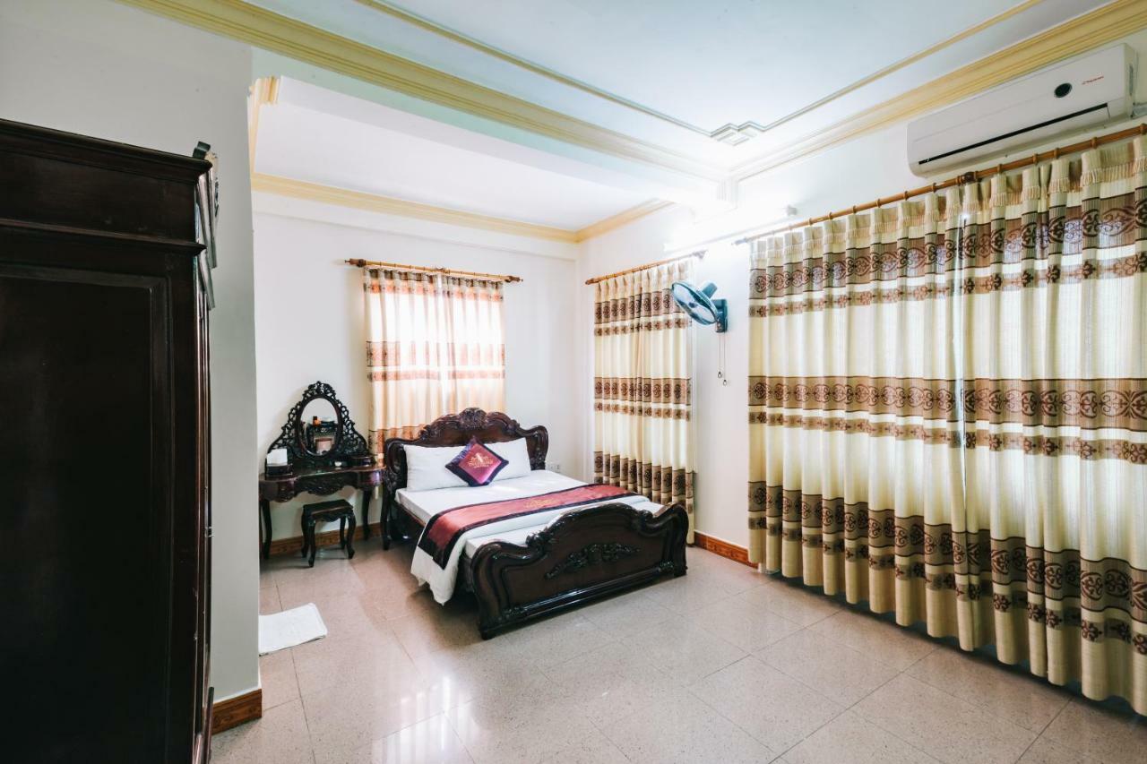 Khách sạn Thành Loan Hoang Nga Esterno foto